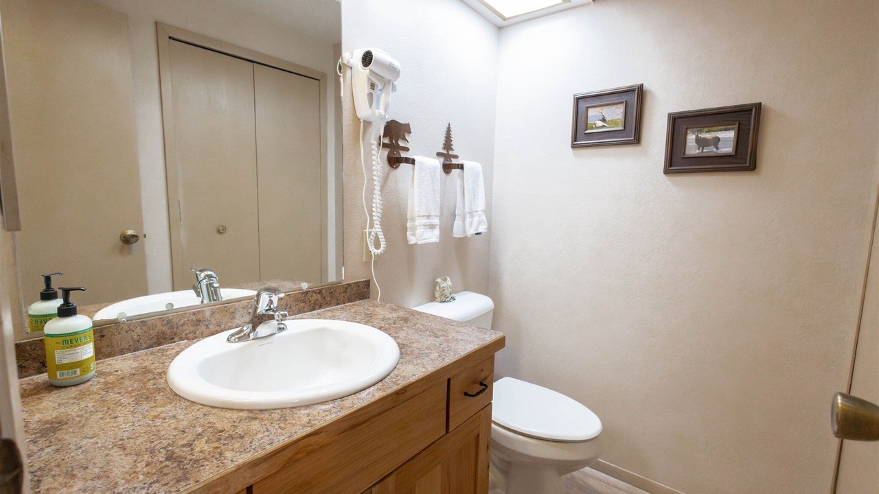 Photo of Bathroom in West Yellowstone