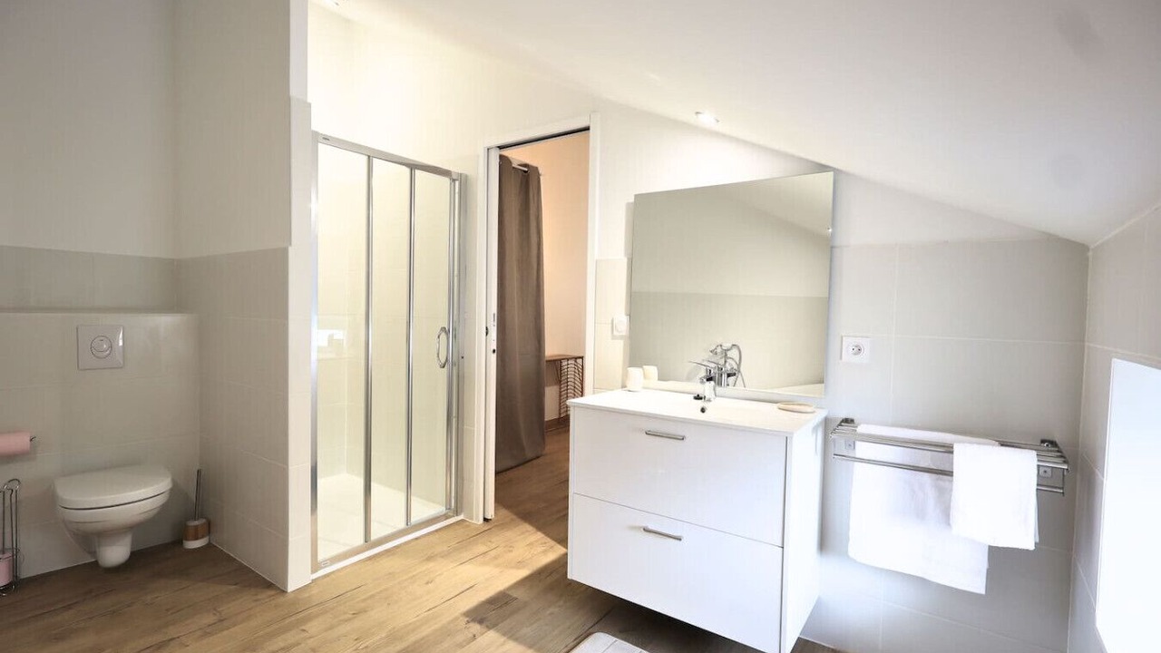 Photo of Bathroom in Camaret-sur-Aigues