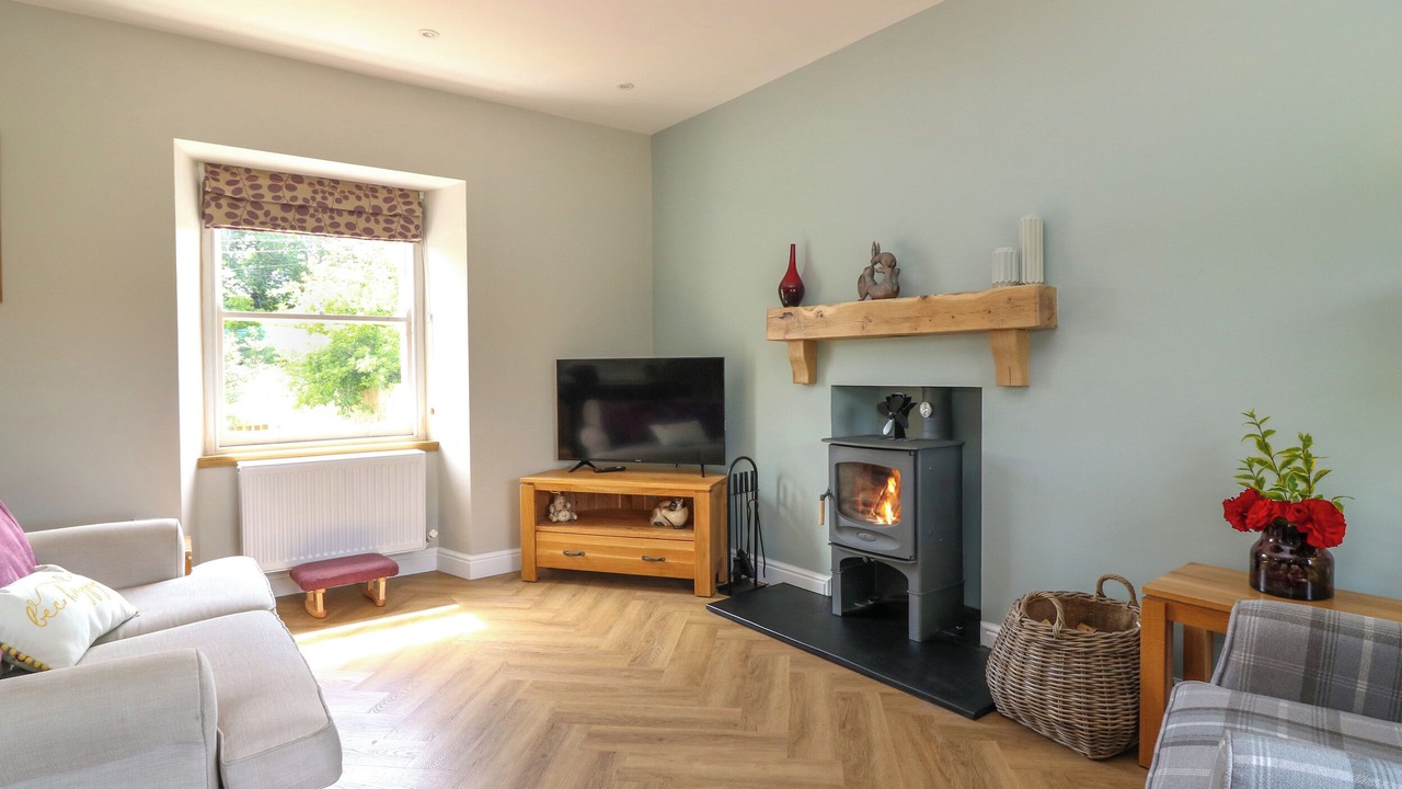 Photo of Livingroom in Oxton