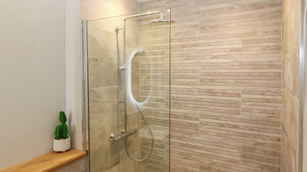 Photo of Bathroom in Oxton