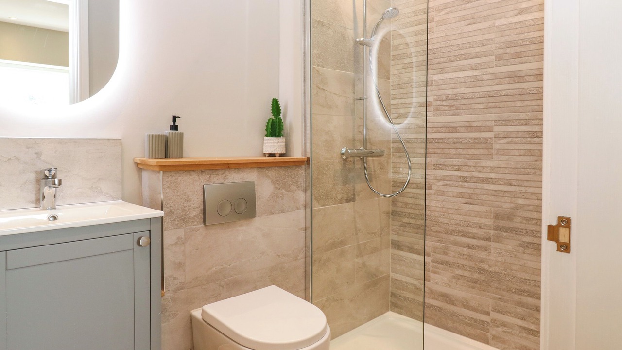 Photo of Bathroom in Oxton