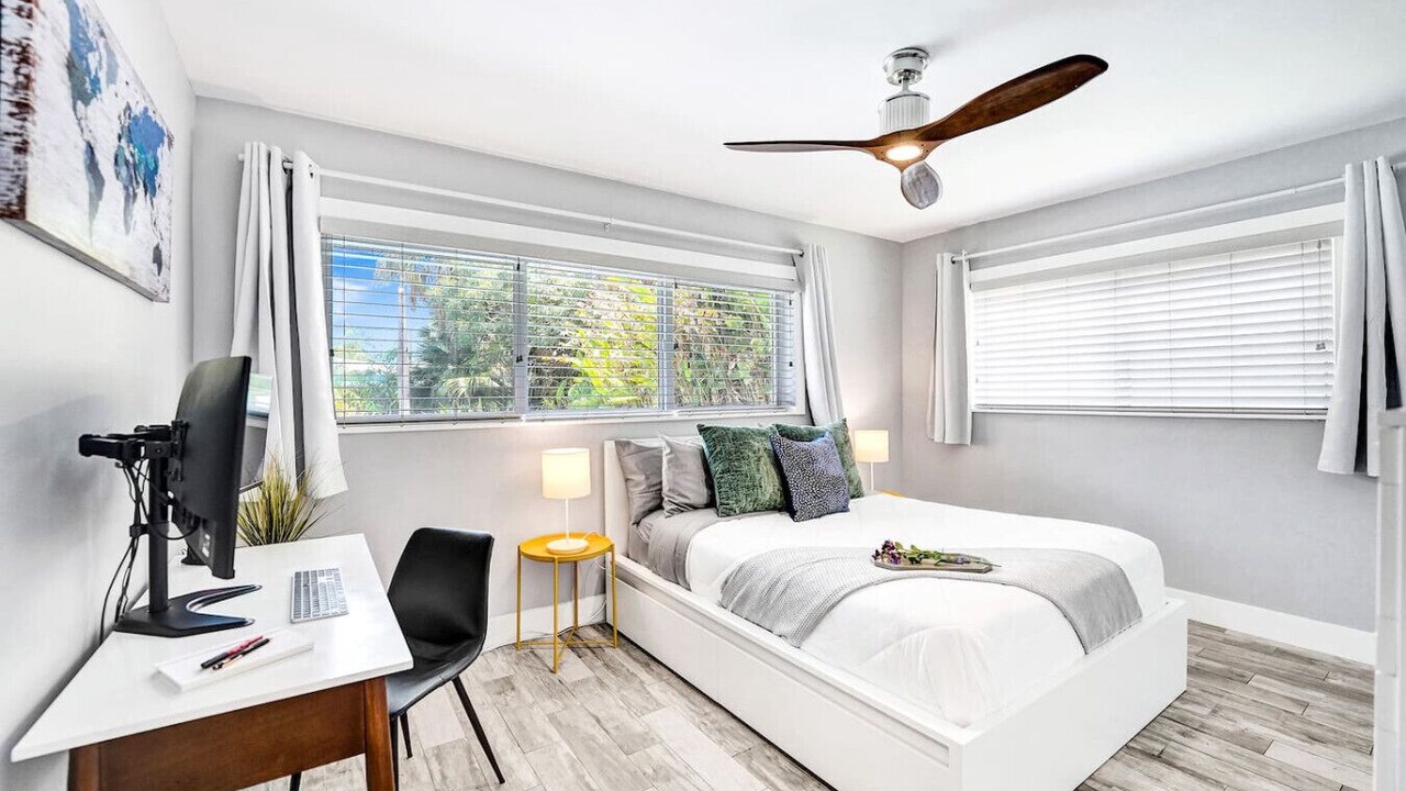 Photo of Bedroom in Wilton Manors