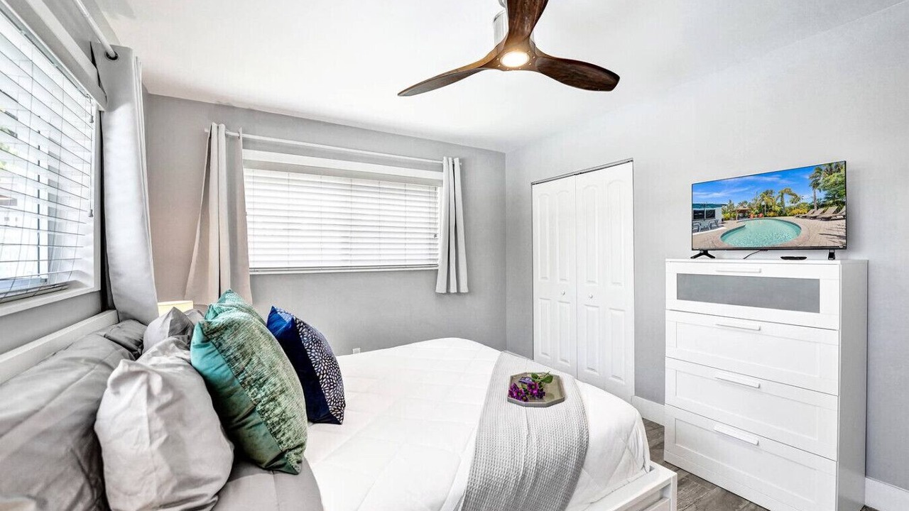 Photo of Bedroom in Wilton Manors