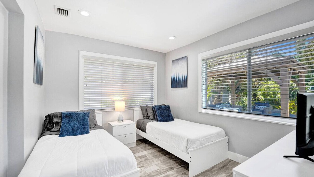 Photo of Bedroom in Wilton Manors