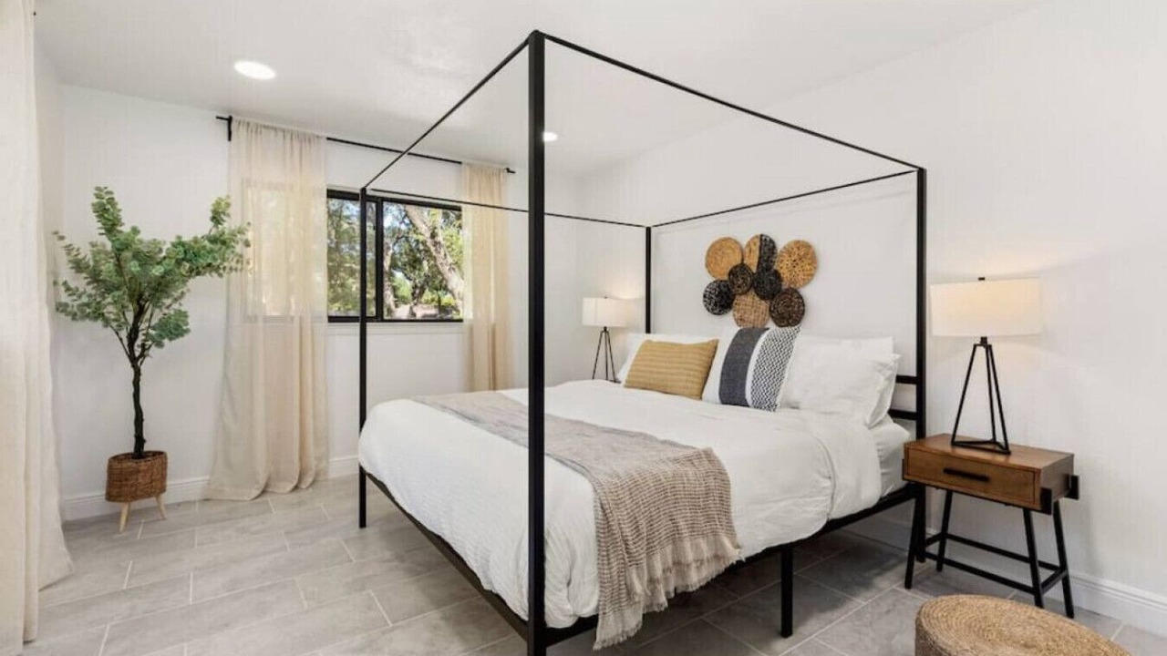 Photo of Bedroom in Woodlands of Camino Real