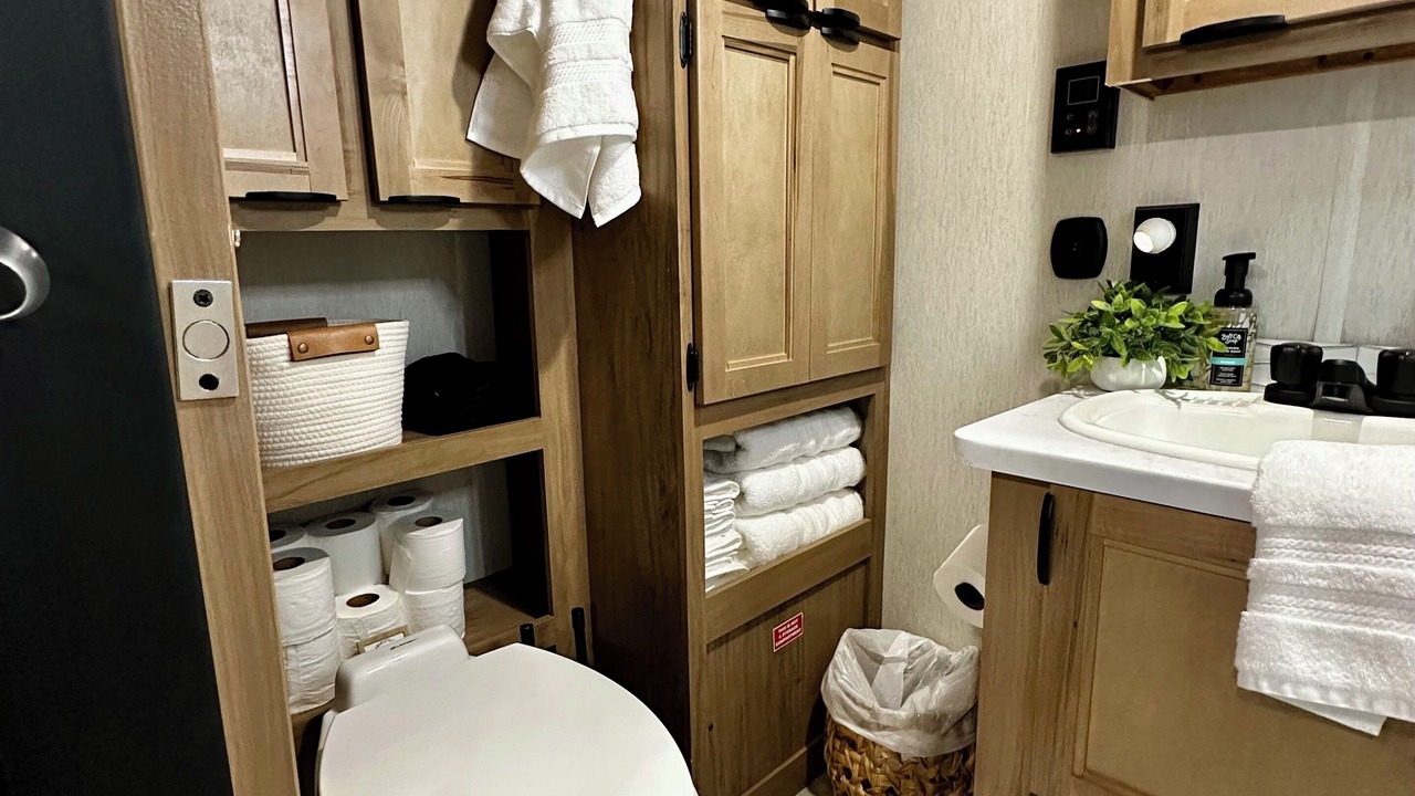 Photo of Bathroom in Venus