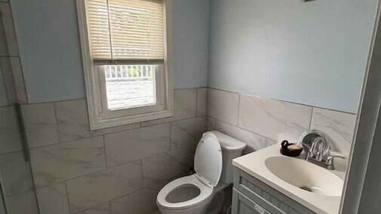 Photo of Bathroom in Sutherlin