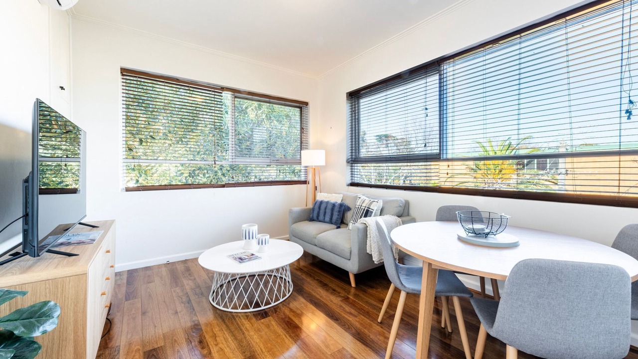 Photo of Others in Elwood