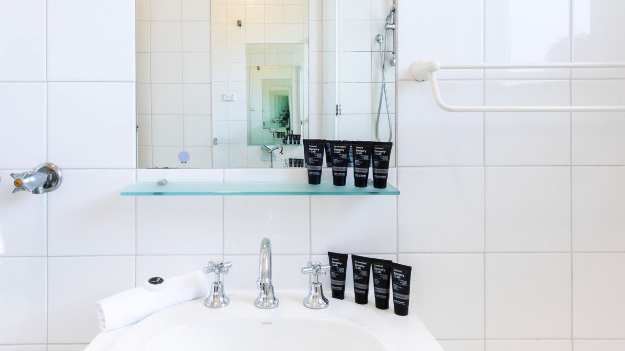 Photo of Bathroom in Elwood