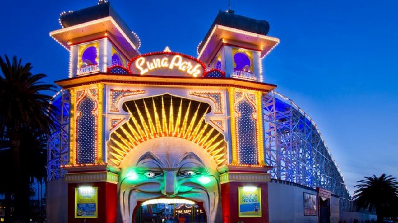 Photo of Others in Elwood