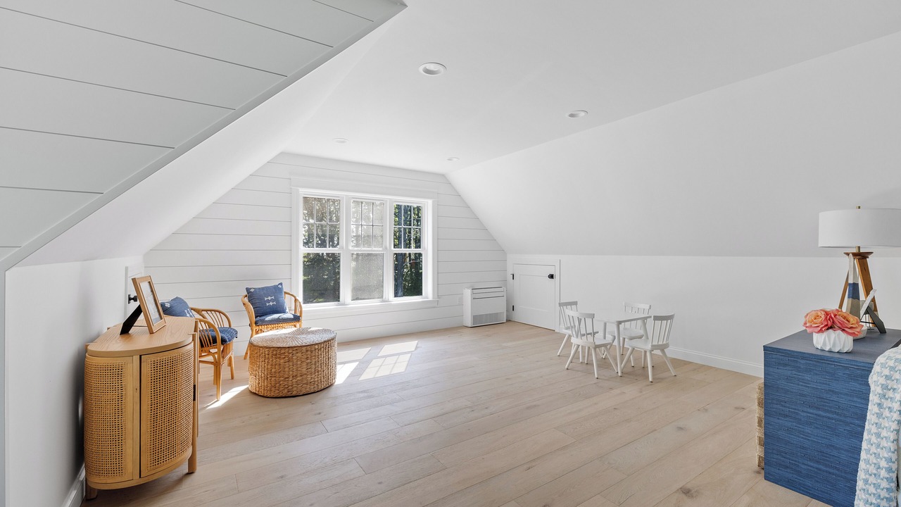 Photo of Bedroom in Granite Point