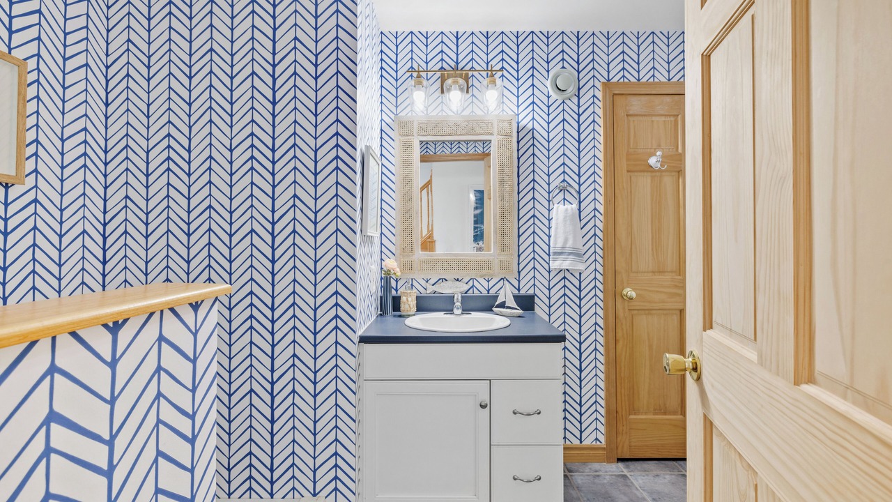 Photo of Bathroom in Granite Point