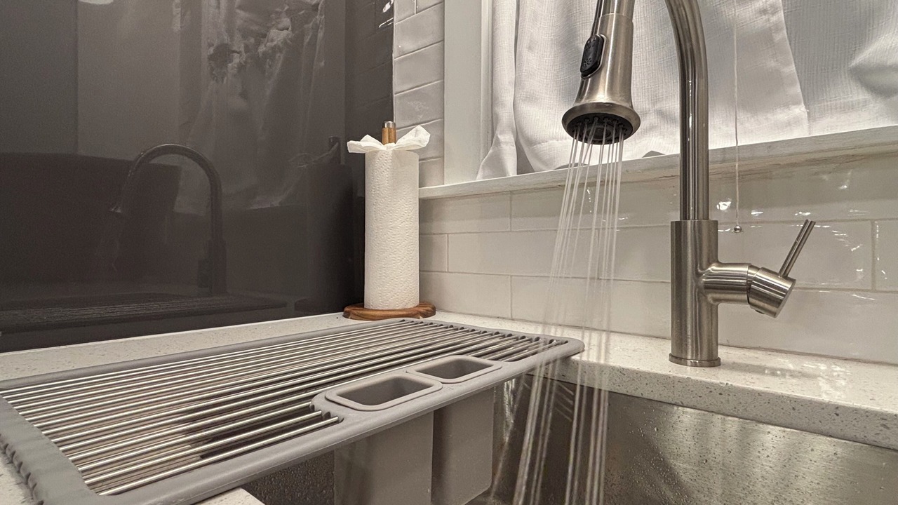 Photo of Bathroom in West Street - River Street