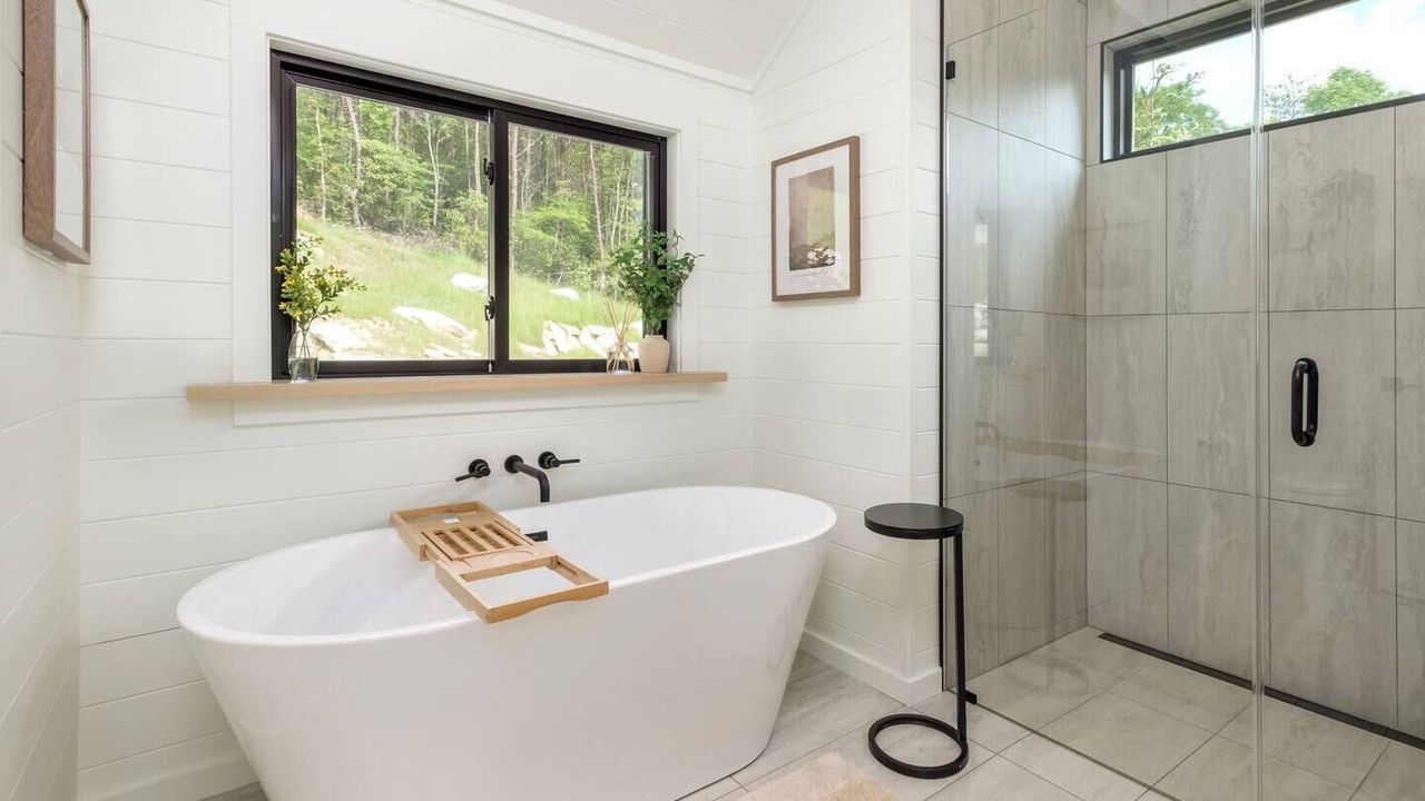 Photo of Bathroom in Balsam Grove