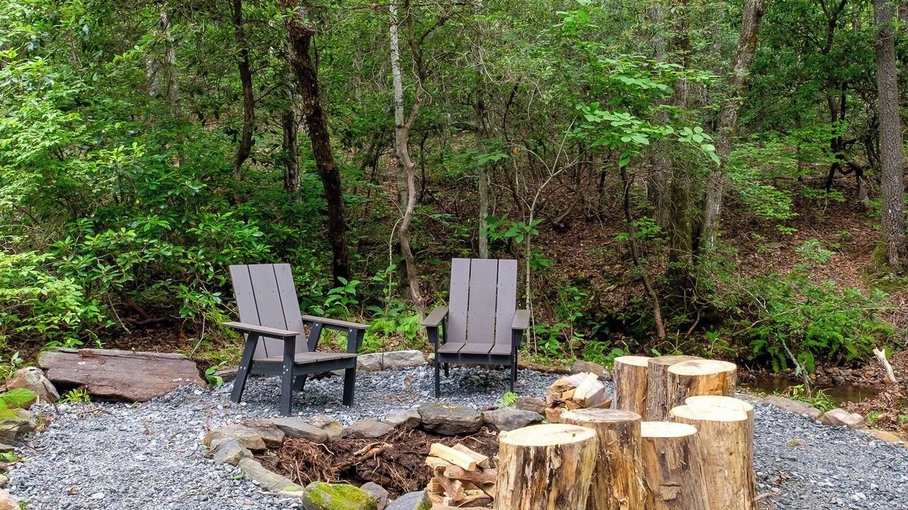 Photo of Outdoor in Balsam Grove