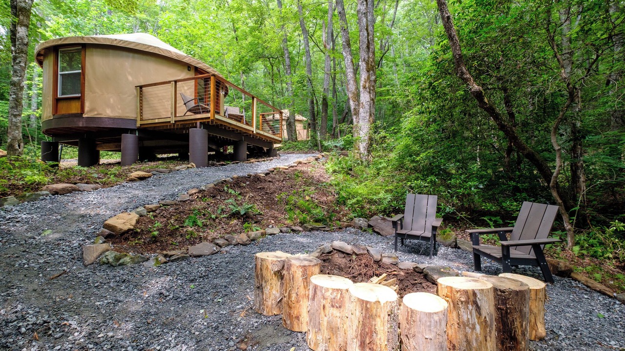 Photo of Outdoor in Balsam Grove