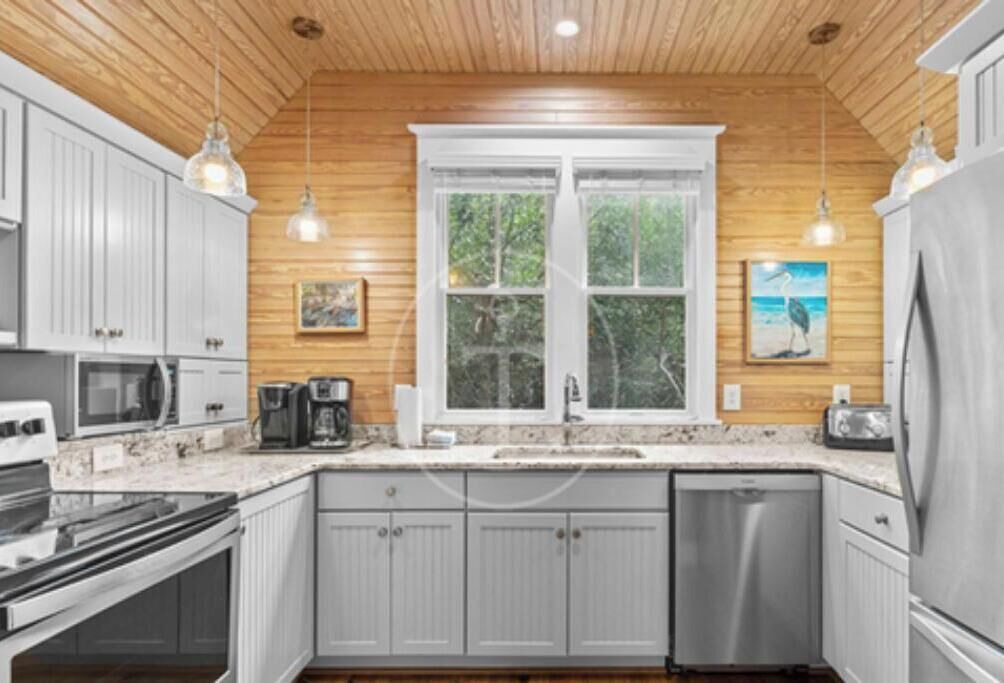 Photo of Kitchen in Surfman's Walk