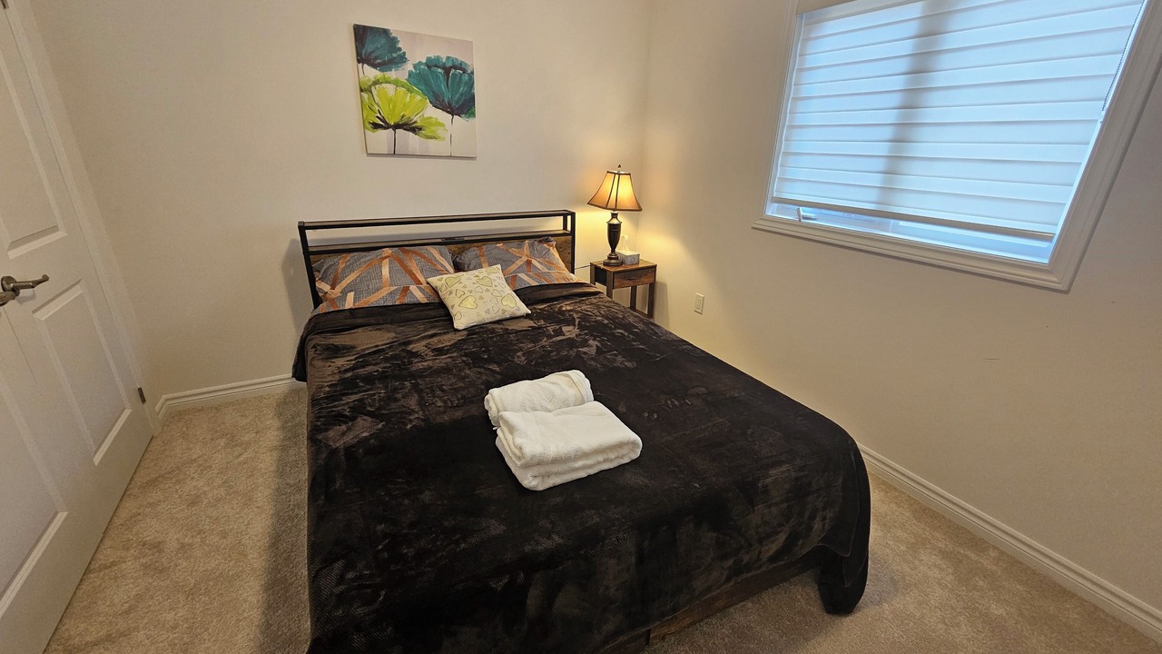 Photo of Bedroom in Gravenhurst