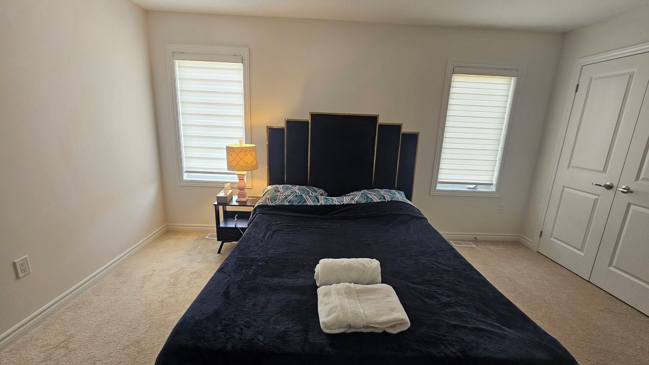 Photo of Bedroom in Gravenhurst