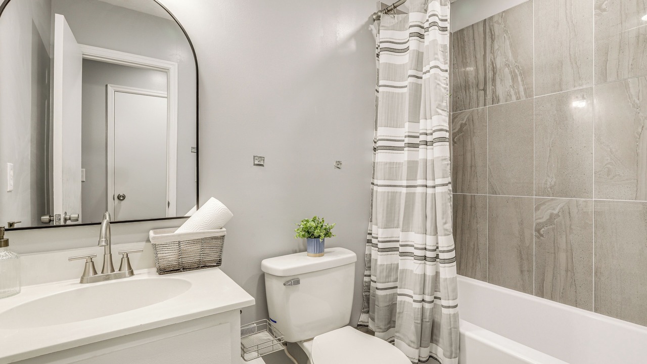 Photo of Bathroom in Lithonia
