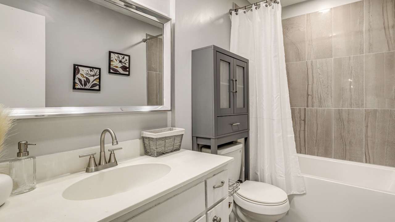 Photo of Bathroom in Lithonia