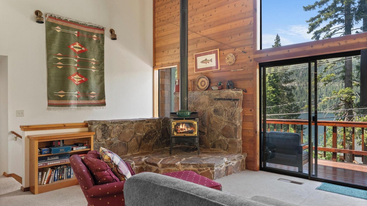 Photo of Livingroom in Truckee