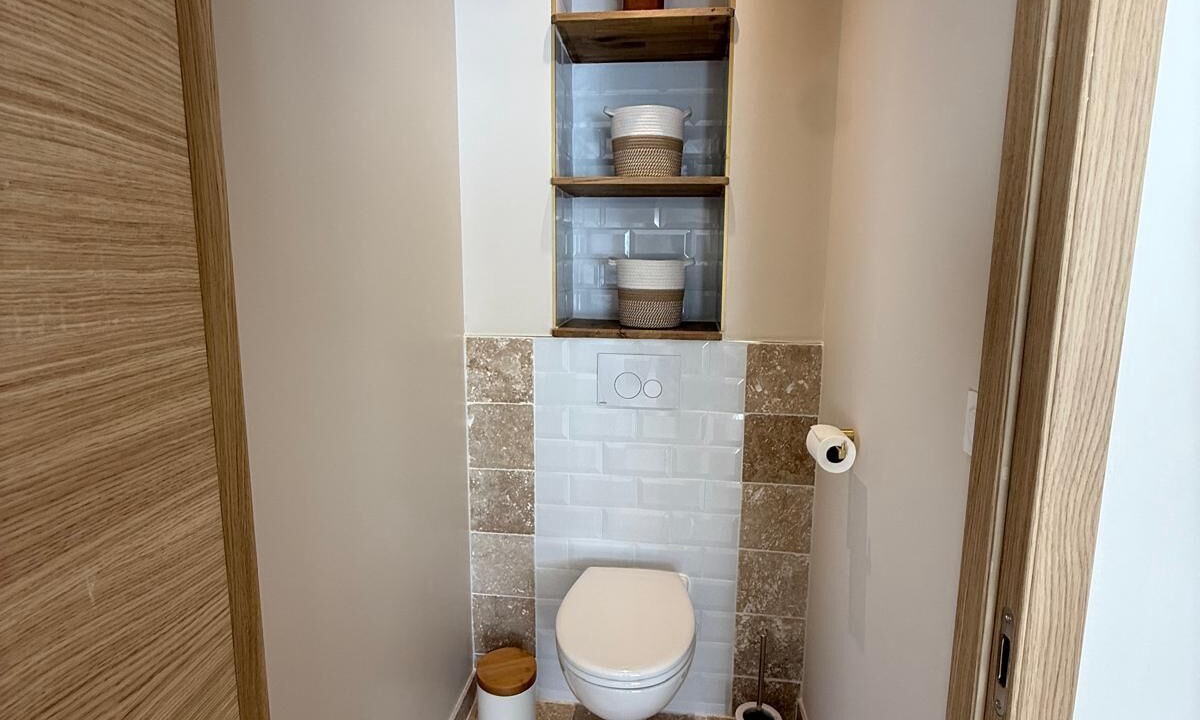 Photo of Bathroom in Massay
