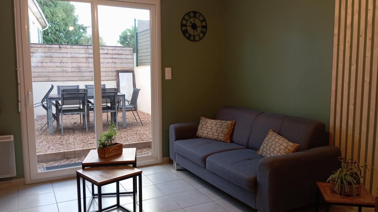 Photo of Livingroom in Ponts-et-Marais