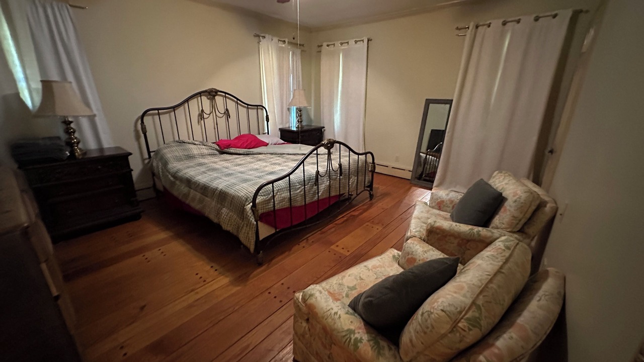 Photo of Bedroom in Clarksdale