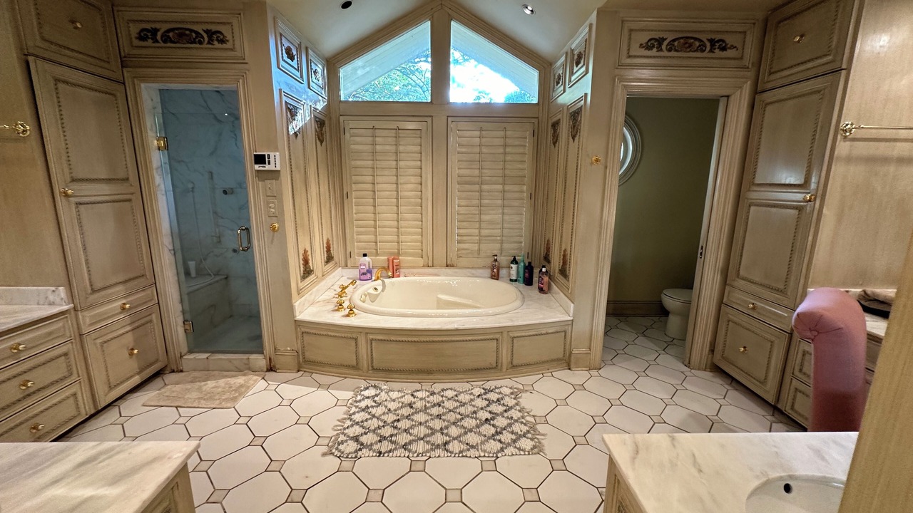 Photo of Bathroom in Clarksdale