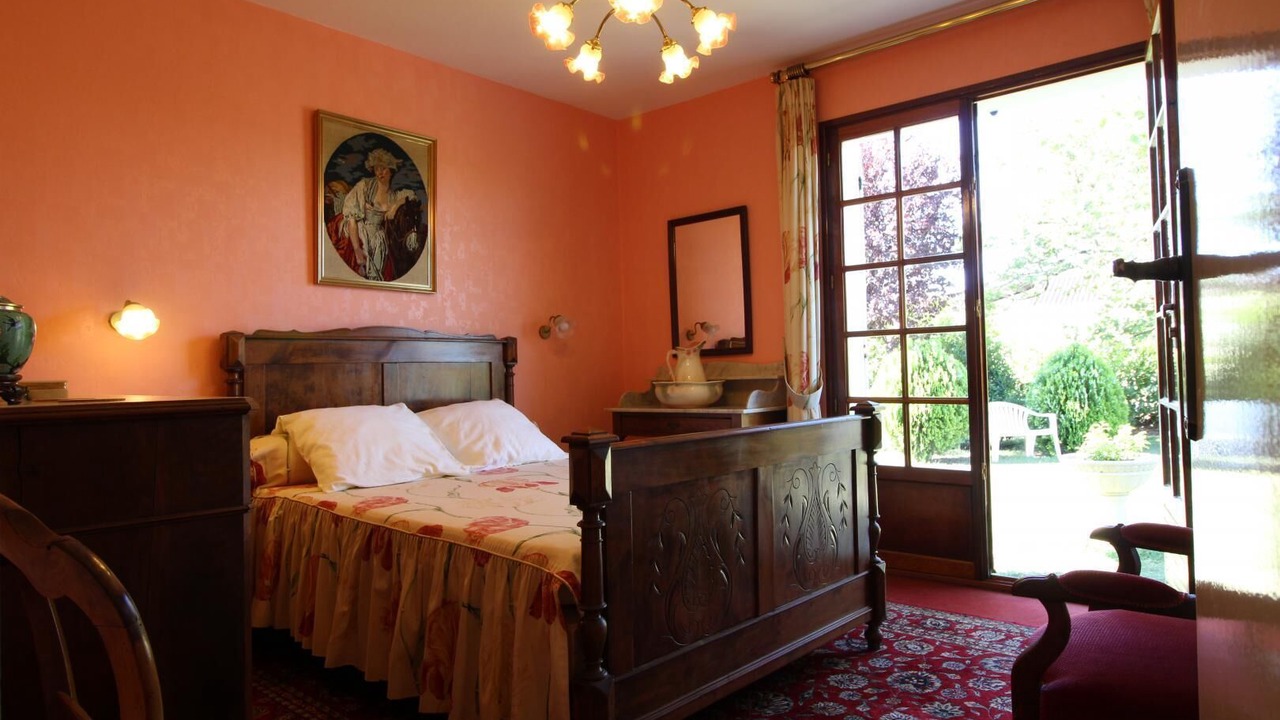 Photo of Bedroom in Begadan