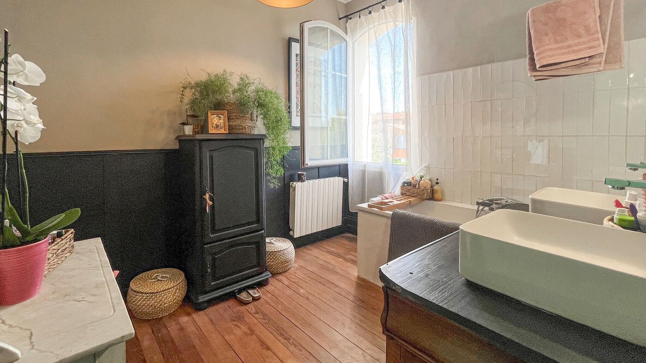 Photo of Bathroom in Pont-Saint-Esprit