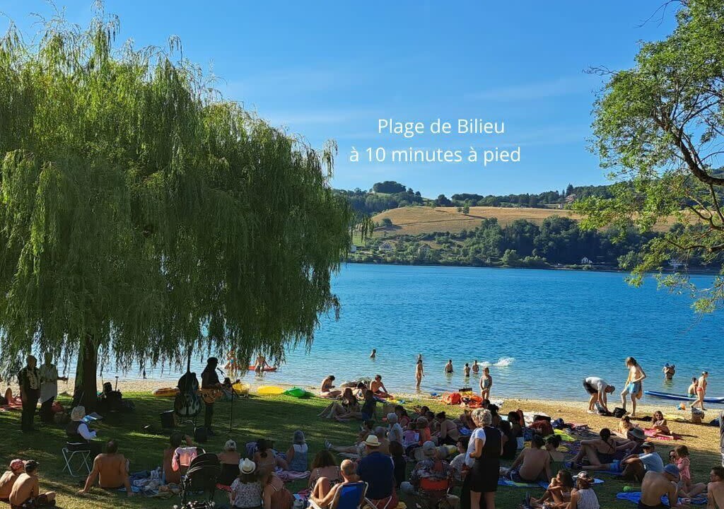Photo of Others in Bilieu