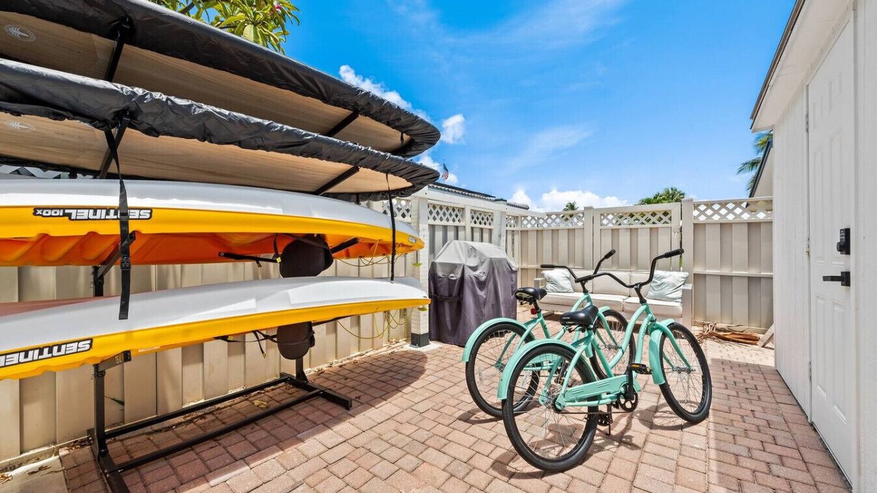 Photo of Patio Balcony in Garden Isles