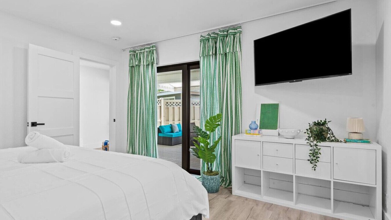 Photo of Bedroom in Garden Isles