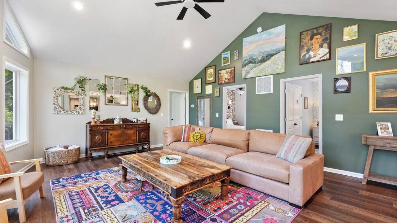 Photo of Livingroom in Bentonville