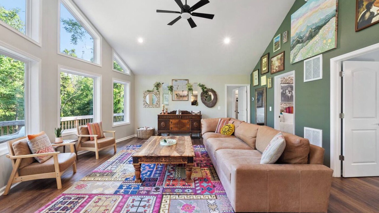 Photo of Livingroom in Bentonville