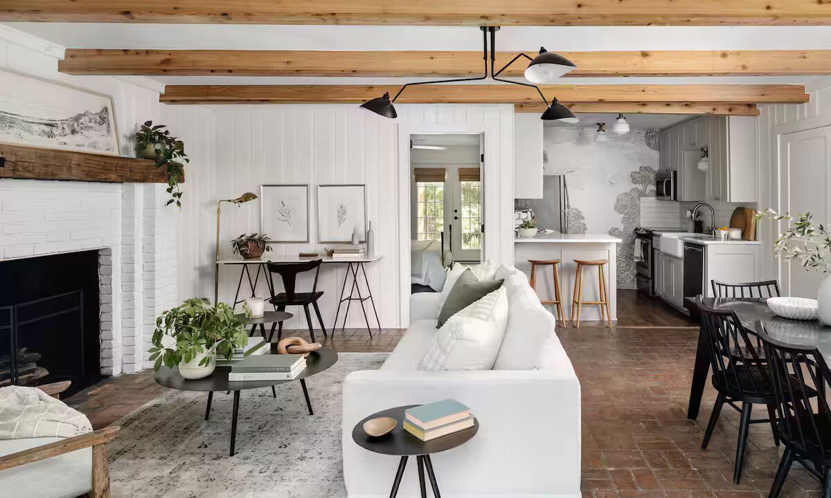 Photo of Livingroom in Landon Branch