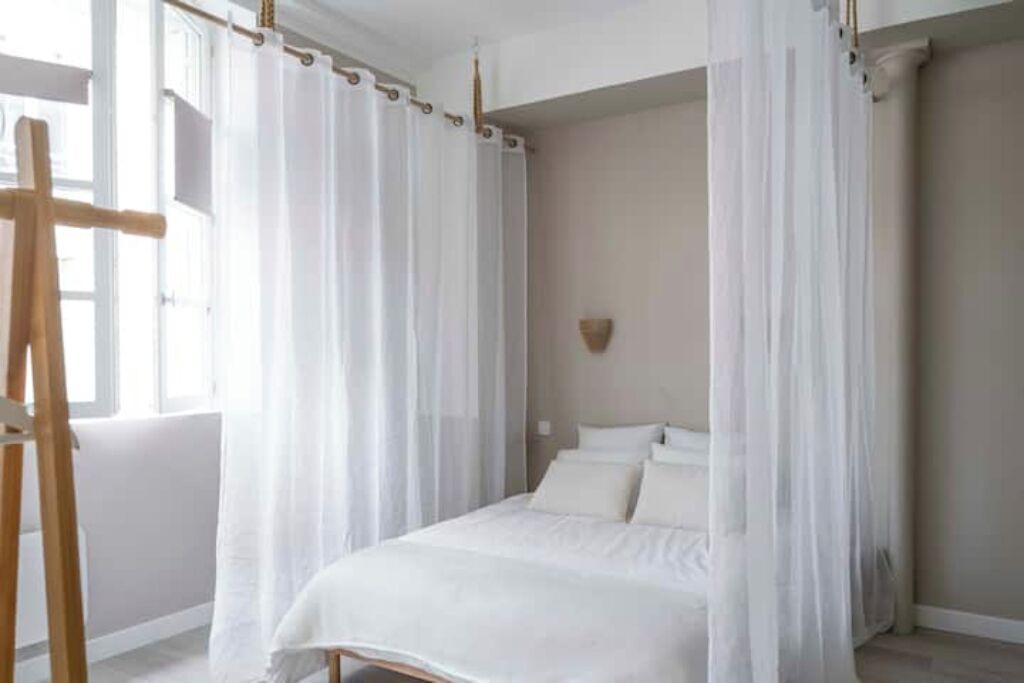 Photo of Bedroom in Nemours