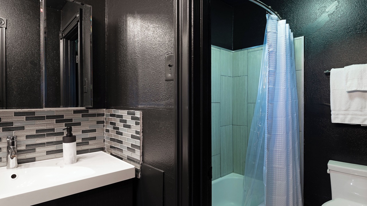 Photo of Bathroom in Neartown