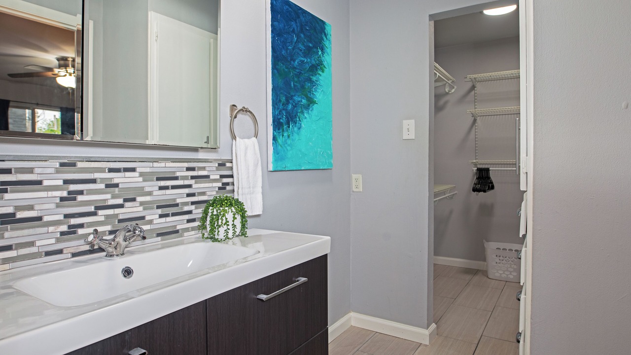 Photo of Bathroom in Neartown