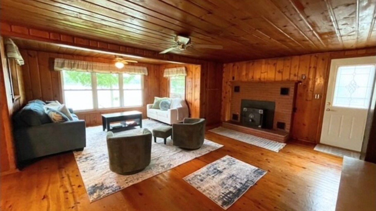 Photo of Livingroom in Long Lake
