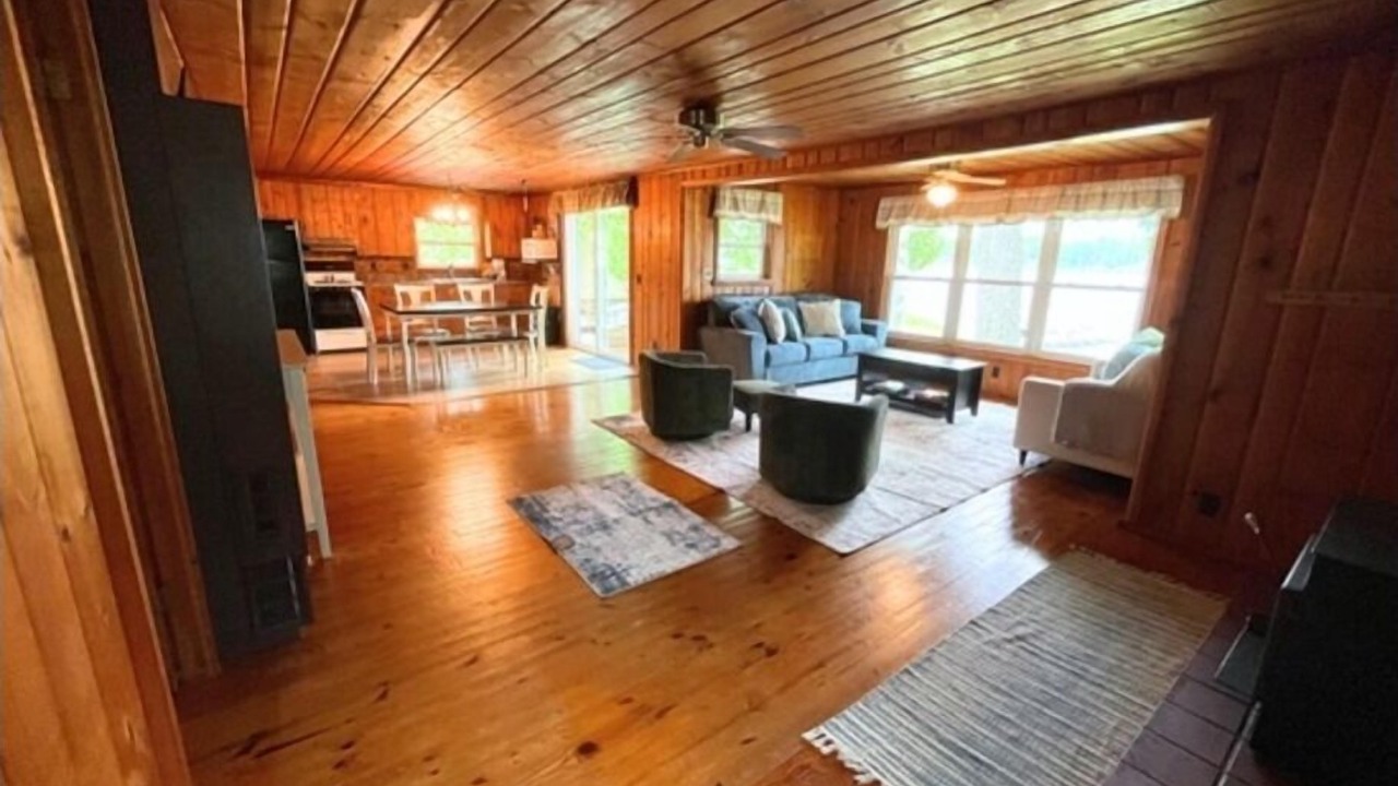 Photo of Livingroom in Long Lake