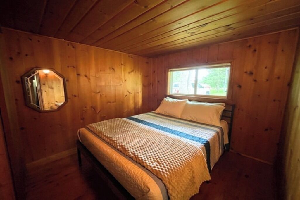 Photo of Bedroom in Long Lake