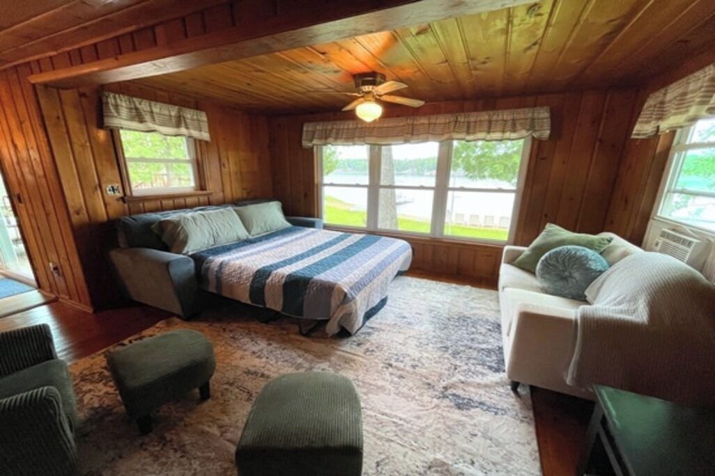 Photo of Bedroom in Long Lake