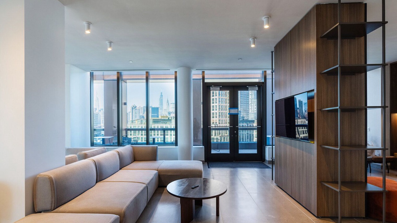 Photo of Livingroom in Firms