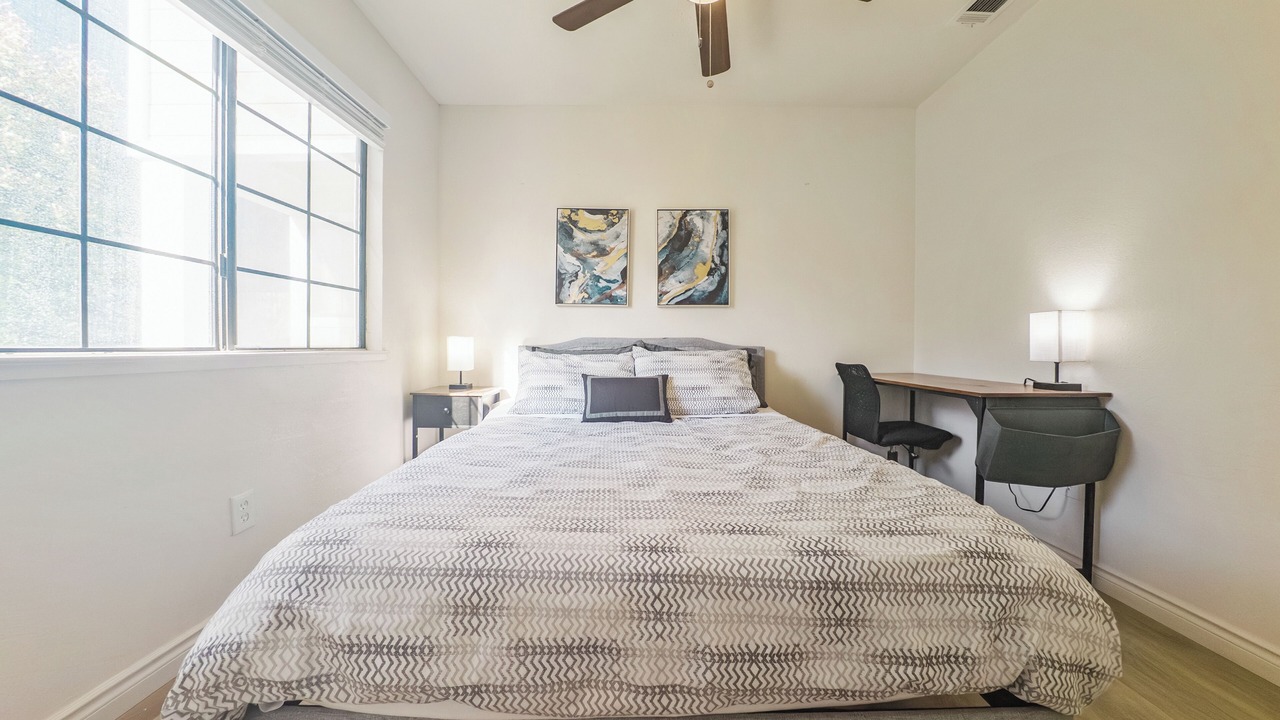 Photo of Bedroom in Pittsburg