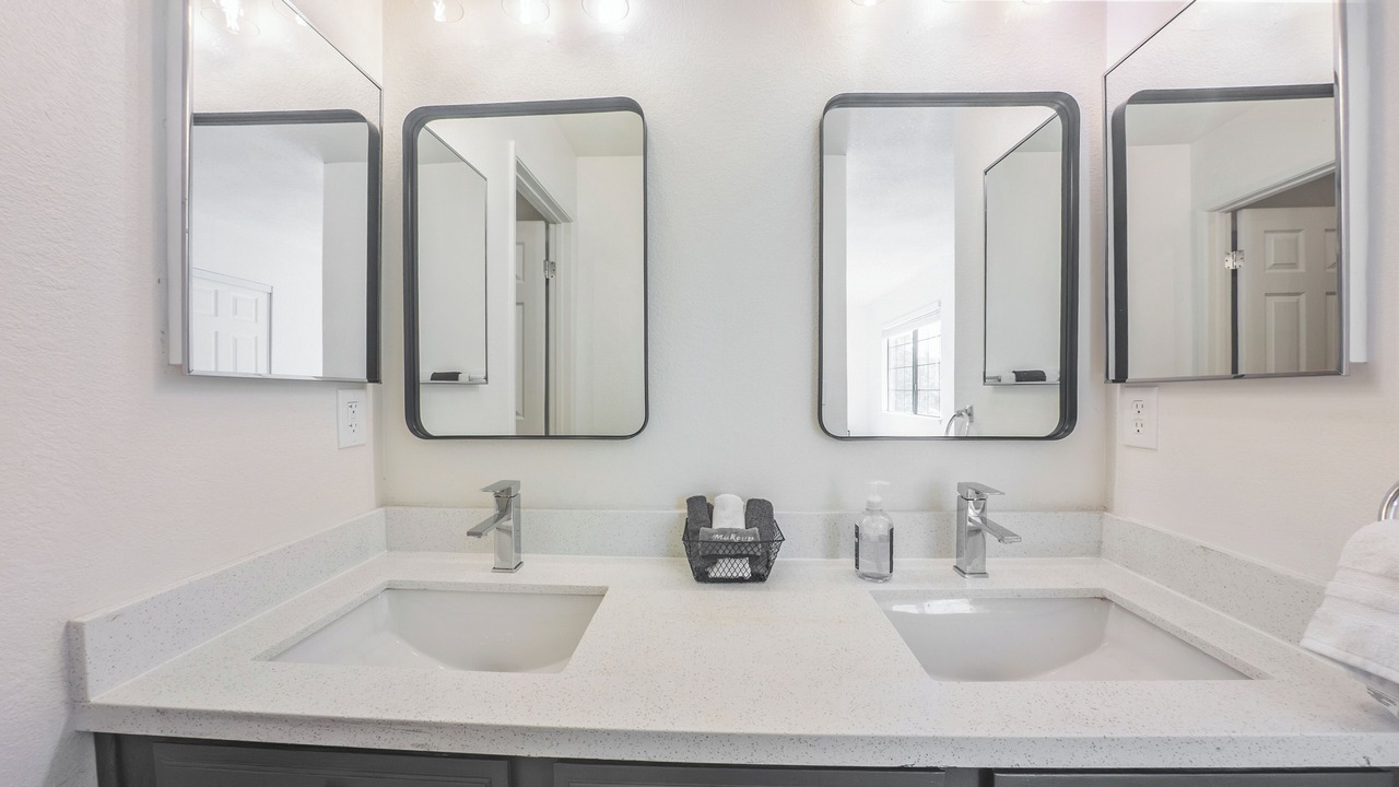 Photo of Bathroom in Pittsburg