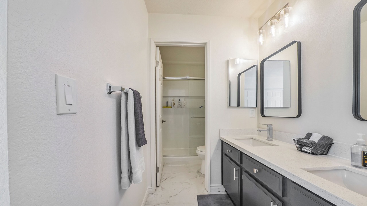 Photo of Bathroom in Pittsburg