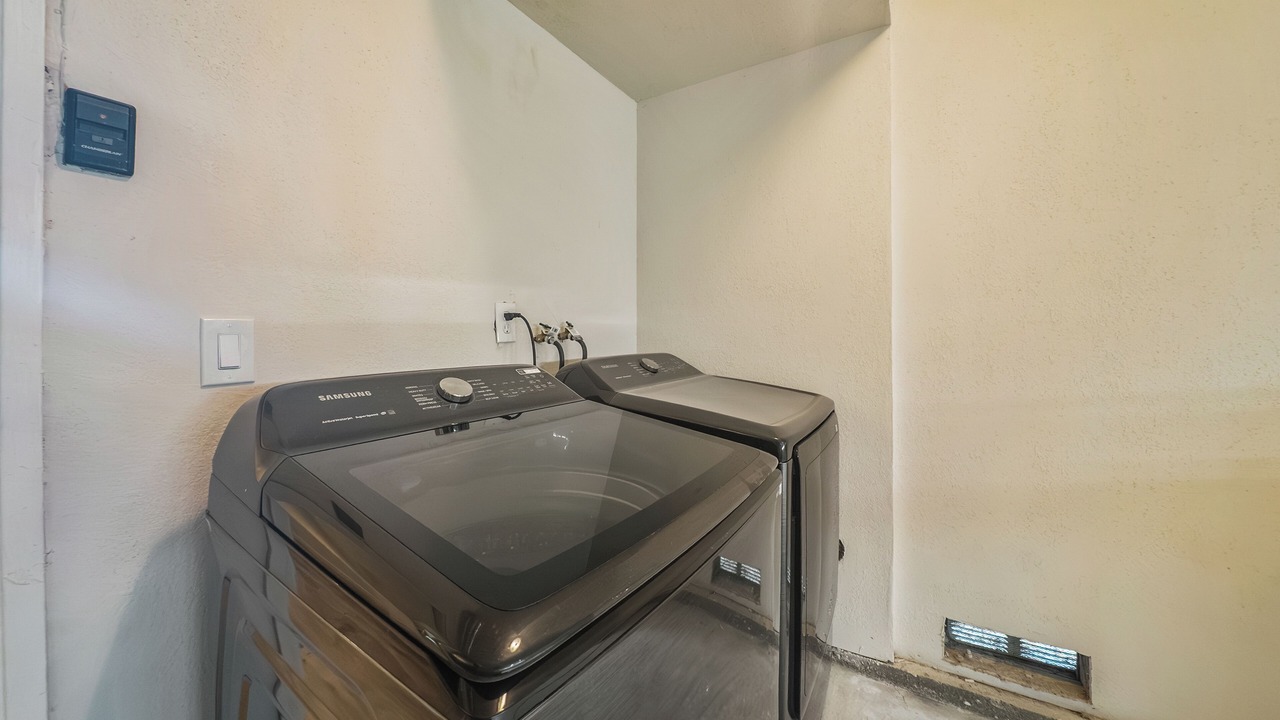 Photo of Others in Pittsburg